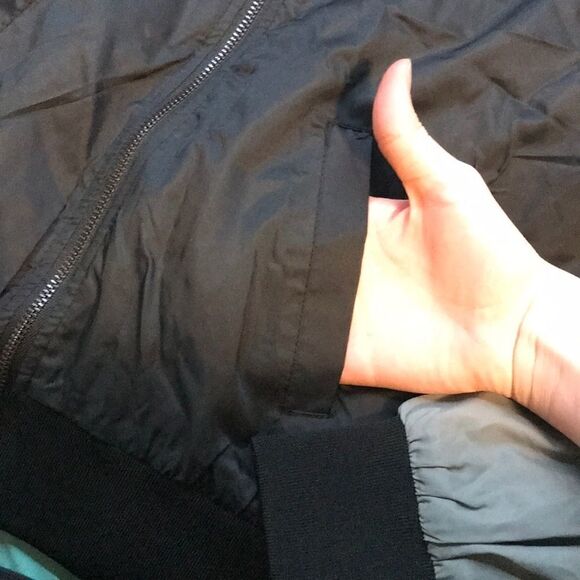 Jack Skellington Nightmare Before Christmas Halloween Bomber Jacket Junior’s - Picture 7 of 11